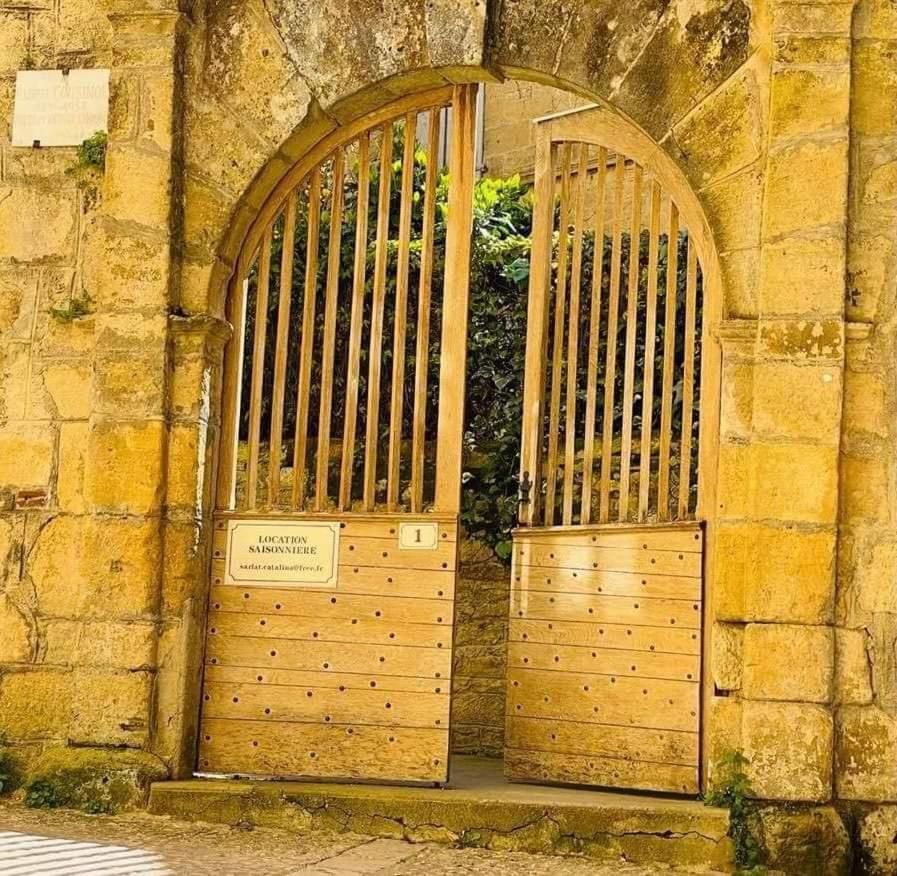 Sarlat.Catalina Apartment Екстериор снимка